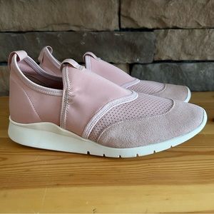 Gentle Souls  Women’s Sneakers Size 10/41
